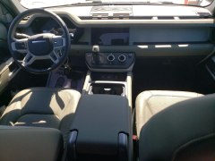 Land Rover Defender 110 S 2024 7