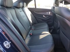 Mercedes-Benz E300 Luxury 4MATIC 2019 9
