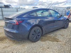 Tesla Model 3 2025 3