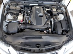 Lexus IS300 2020 10