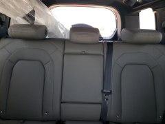 Land Rover Defender 110 S 2024 9