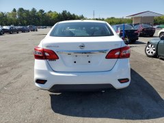 Nissan Sentra SV 2018 4