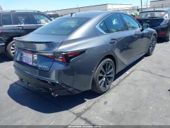 Lexus IS350 F Sport 2023 3