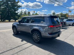 Lexus GX550 Luxury 2024 3