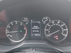 Lexus GX460 2021 9