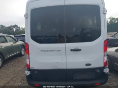 Ford Transit 350 Wagon XL 2019 5