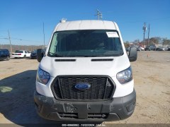 Ford Transit 250 Van 2023 11