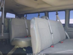 Chevrolet Express LT 3500 Extended 2019 8