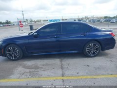 BMW 750i XDrive 2022 7