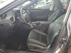 Lexus ES350 2019 6