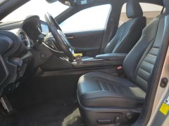 Lexus IS350 F Sport 2022 6