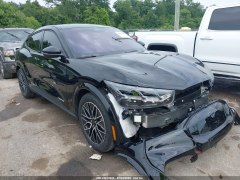 Ford Mustang Mach-E Premium 2025 2