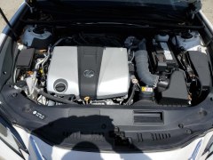 Lexus ES350 2022 10