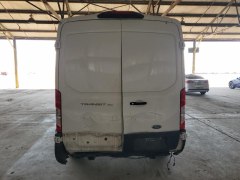 Ford Transit 150 Van 2018 4