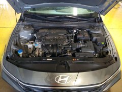 Hyundai Elantra SEL 2025 10