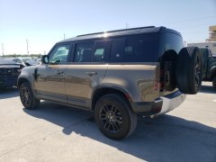 Land Rover Defender 110 S 2024 5