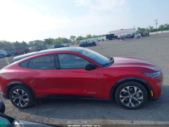 Ford Mustang Mach-E Premium 2021 3