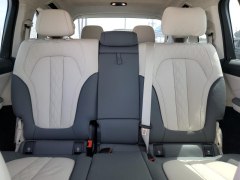 BMW X7 XDrive M60i 2025 9