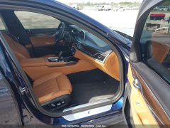 BMW 750i XDrive 2022 8