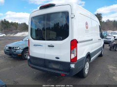 Ford E-Transit 350 Medium Roof Van W 2022 3