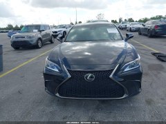 Lexus ES350 F Sport 2023 1
