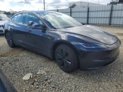 Tesla Model 3 2025 2