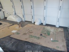 Chevrolet Express Work Van 2022 9