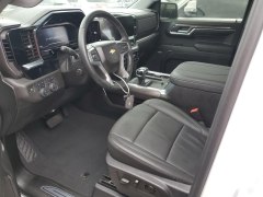 Chevrolet Silverado LTZ 2024 6