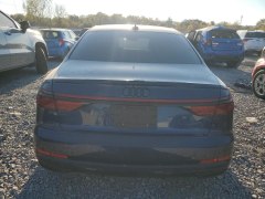 Audi A8L 2021 4