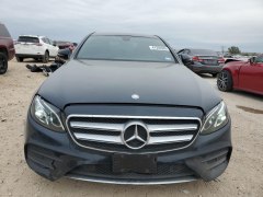 Mercedes-Benz E300 Luxury 4MATIC 2017 1