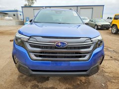 Subaru Forester Premium 2025 1