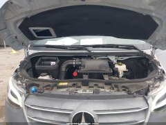 Mercedes-Benz Sprintert 2500 High Roof I4 2021 12