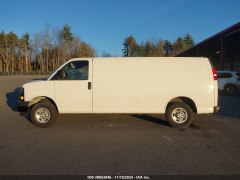 Chevrolet Express Work Van 2022 6