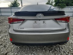 Lexus IS200t F Sport 2017 4