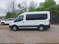 Ford Transit 150 Wagon XL 2017 6