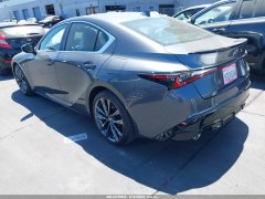 Lexus IS350 F Sport 2023 4
