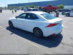 Lexus IS300 F Sport 2018 6