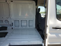 Ford Transit 350 Turbo 2024 10