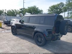Land Rover Defender 110 X-Dynamic SE 2023 6